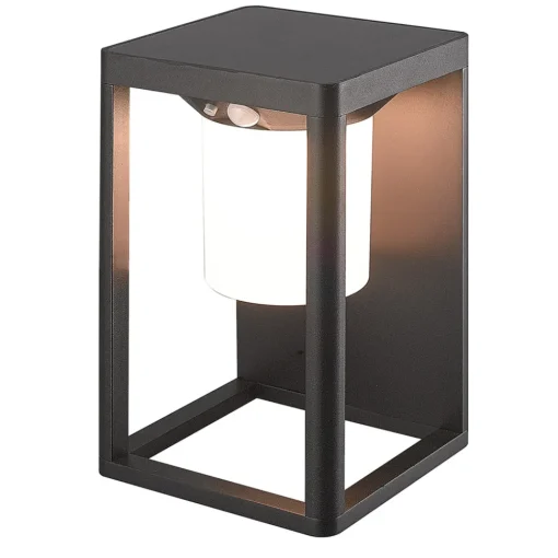 Lucande LED-vegglampe Tilena, svart, aluminium, sensor
