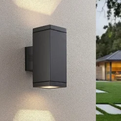 Lucande Stani utendørs vegglampe, E27, 2 lyskilder New