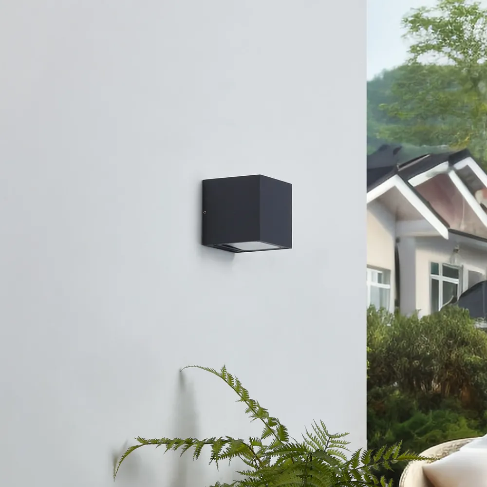 Lucande utendørs LED-vegglampe Merjem, 12 cm, opp/ned, IP54 Clearance