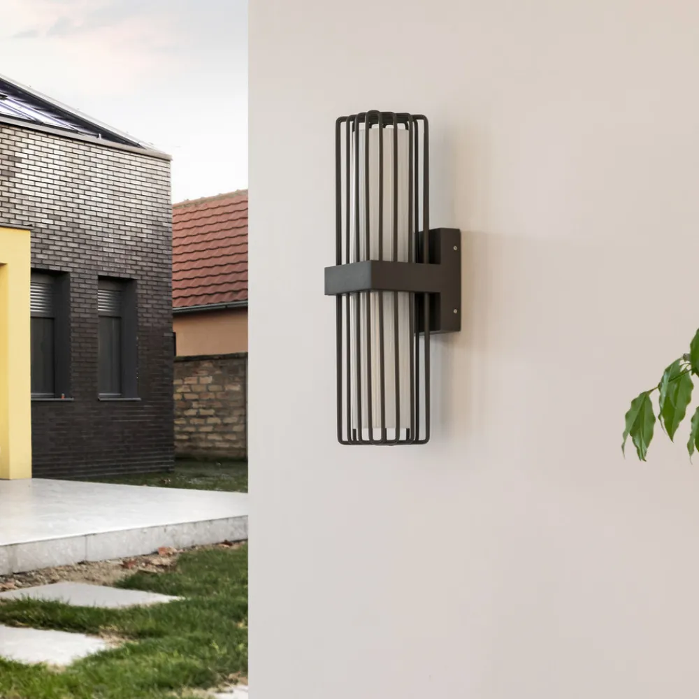 Lucande utendørs vegglampe Chandan, 41,9 cm, antrasitt, aluminium Sale