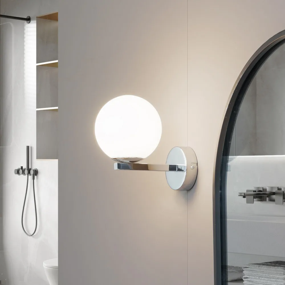 Lucande vegglampe Bidolo, kromfarget, glass, Ø 12 cm, IP44 Best