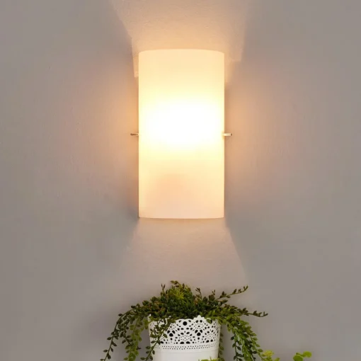 Lucande vegglampe Sidra, høyde 28 cm, glass, halvsirkelformet| Vegglamper