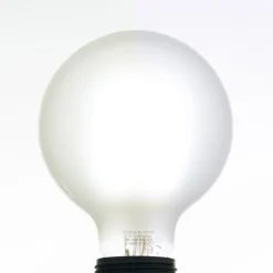 LUUMR Smart LED-pære matt E27 G95 7W Tuya WLAN CCT| Smarthus Lyspærer