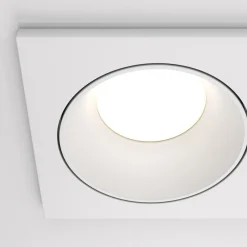 Maytoni innfelt taklampe Zoom hvit 17 x 9 cm 2 lyskilder IP65 Online