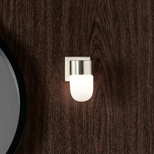Markslöjd Menton speillampe til bad, IP44| Vegglamper