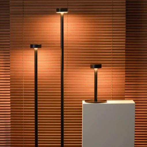 Milan Iluminación Milan Peak Lane LED-gulvlampe svart 170 cm| Gulvlamper