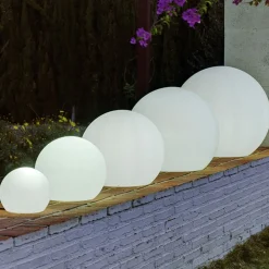 Newgarden Buly gulvlampe globe, Ø 40 cm| Dekorasjonsbelysning|Terrassebelysning