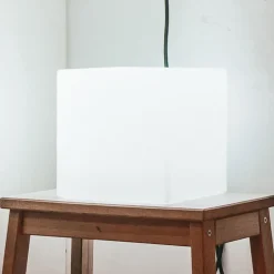 Newgarden Cuby dekorativ lyskube, høyde 20 cm| Dekorasjonsbelysning|Terrassebelysning