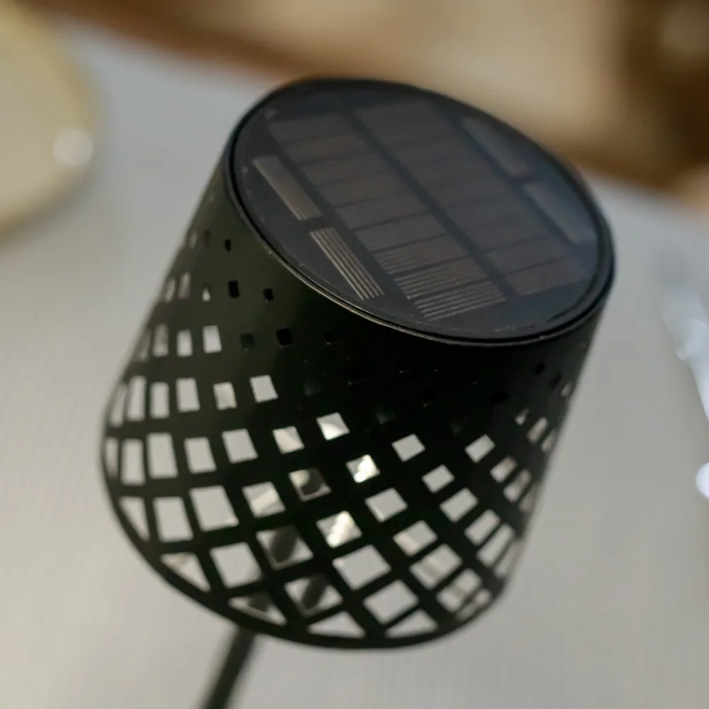 Newgarden LED-bordlampe Gretita, svart, metall Outlet