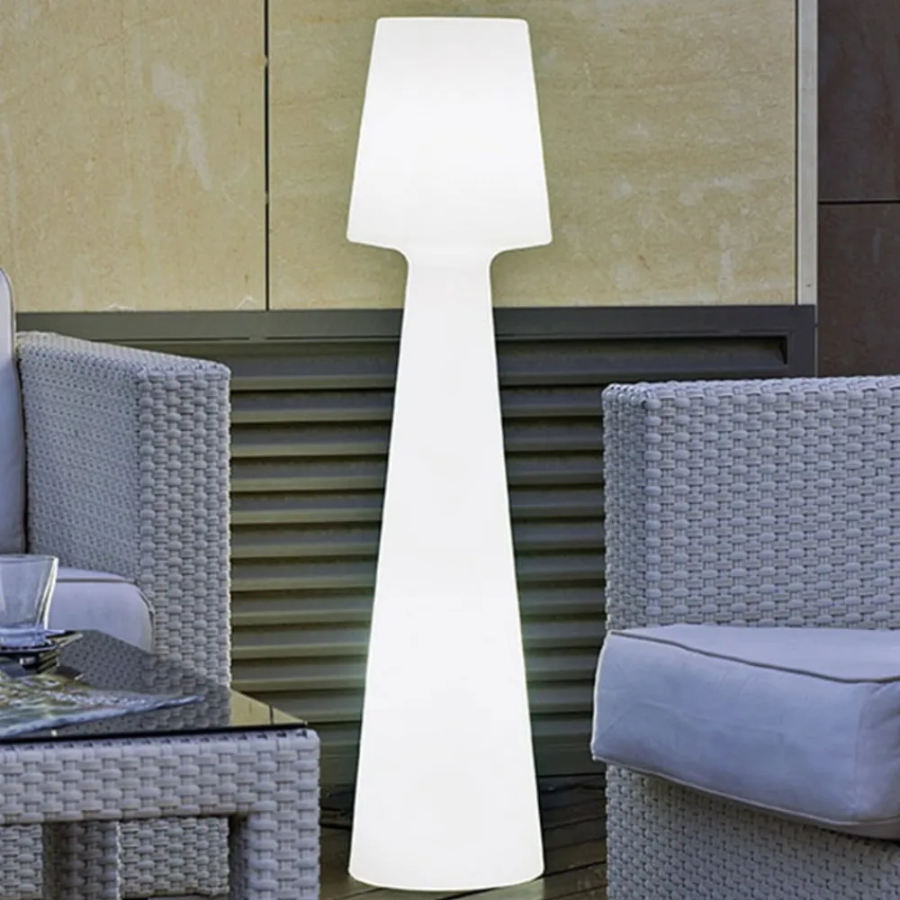Newgarden Lola gulvlampe høyde 110 cm varmhvit| Terrassebelysning