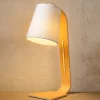 Lucide Nordisk hvit bordlampe i tre med stoffskjerm Best