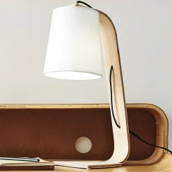 Lucide Nordisk hvit bordlampe i tre med stoffskjerm Best