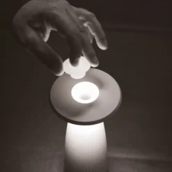 Sigor Nuflair LED-bordlampe, hvit, IP54, dimbar, 24 cm Hot