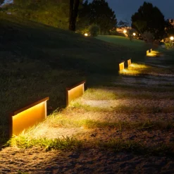 OLEV Step Line LED-sokkellampe, rustbrun Best