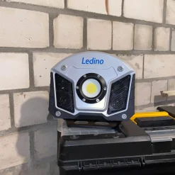 Ledino Oppladbar LED-lyskaster med horn og Bluetooth-funksjon Online