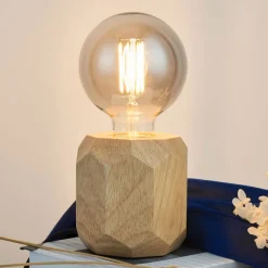 Pauleen Woody Sparkle bordlampe av lyst tre| Bordlamper