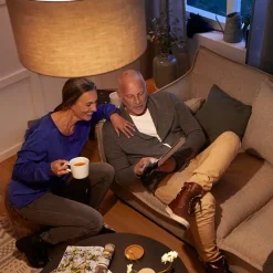 Philips Classic LED-pære E27 A60 1,5W 2 700 K klar| E27 Pærer|Filament Pærer