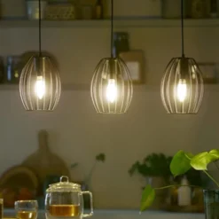 Philips LED-mignon E14 4,9W 270lm 2700K matt 3stk Online