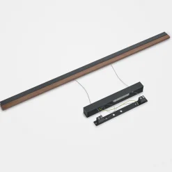 Quitani LED hengelampe Keijo, svart/nøtt, lengde 143 cm