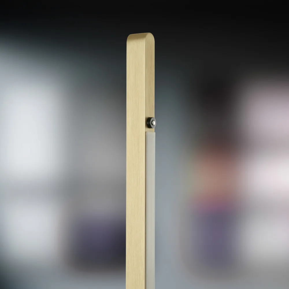 Quitani Talon LED-gulvlampe i eloksert, matt messing Discount