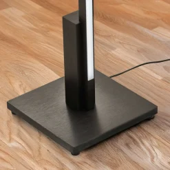 Quitani Talon LED-gulvlampe, anodisert svart matt