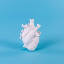 SELETTI Love in Bloom vase, hvit, hjerteformet, porselen Hot