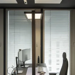 SLV Worklight LED-klemmelampe, svart