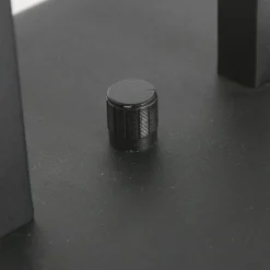 Steinhauer Stang 3703ZW bordlampe, svart/naturlig flettverk| Bordlamper