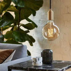 Tala globepære G125 Filament E27 6W 2200K 420 lm dimbar.| Dimbar Led-Pære|Dimbar Led-Pære