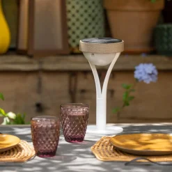 Les Jardins Tyble LED-solcellebordlampe, hvit/teak, 2700 K, 200 lm| Solcellelamper