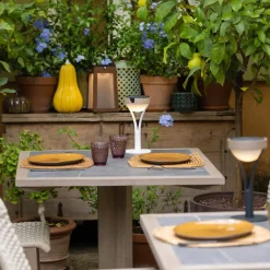 Les Jardins Tyble LED-solcellebordlampe, hvit/teak, 2700 K, 200 lm| Solcellelamper