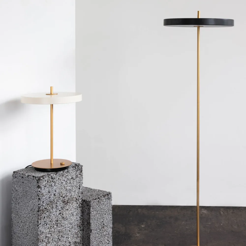 UMAGE Asteria floor LED-gulvlampe svart