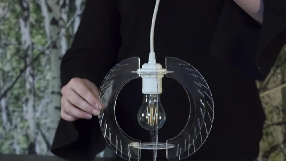 UMAGE Carmina gulvlampe i hvit| Gulvlamper