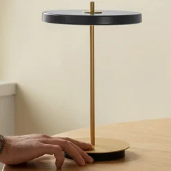 UMAGE LED oppladbar bordlampe Asteria Move antrasitt/messing 31 cm| Bordlamper