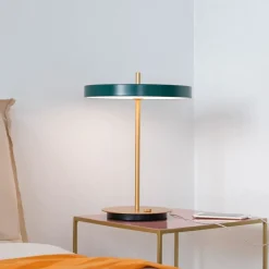 UMAGE LED-bordlampe Asteria Table, USB, skoggrønn/messing| Bordlamper