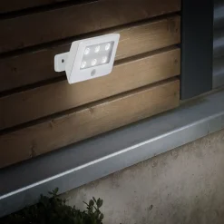 Briloner Utendørs LED-spot Kollig med sensor, IP54, hvit| Vegglamper Med Sensor|Utebelysning Med Sensor