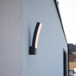 LUTEC connect Utendørs LED-vegglampe Kira med Tuya-teknologi Hot