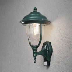 Konstsmide Utendørs PARMA vegglampe med sensor i grønn| Vegglamper Med Sensor|Utebelysning Med Sensor