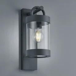 Trio Lighting Utendørs vegglampe Sambesi med skumringssensor| Vegglamper Utendørs