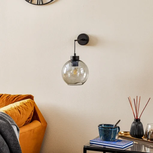 TK Lighting Vegglampe Cubus, svart/røykgrå, glass, 30 cm høy, E27 Clearance
