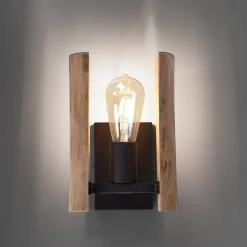 JUST LIGHT. GmbH Vegglampe i tømmer laget av tre| Vegglamper