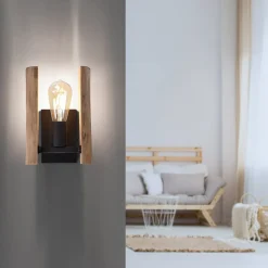 JUST LIGHT. GmbH Vegglampe i tømmer laget av tre| Vegglamper