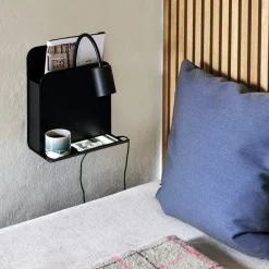 Nordlux Vegglampe Roomi med hylle og USB, svart Online