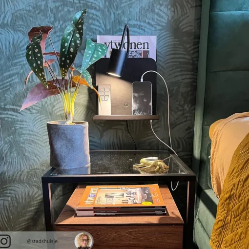 Nordlux Vegglampe Roomi med hylle og USB, svart Online