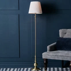 Markslöjd Yndig designet stålampe Imperia| Gulvlamper