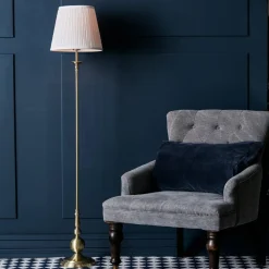 Markslöjd Yndig designet stålampe Imperia| Gulvlamper